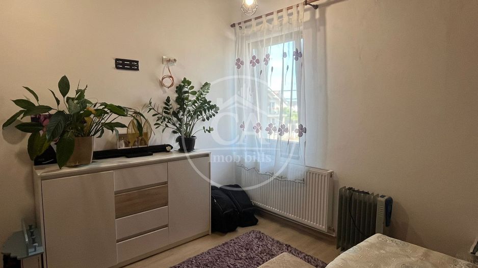 Casă P+subpantă cu 4 camere de vânzare în Cartierul Tineretului,Oradea - Poză 14