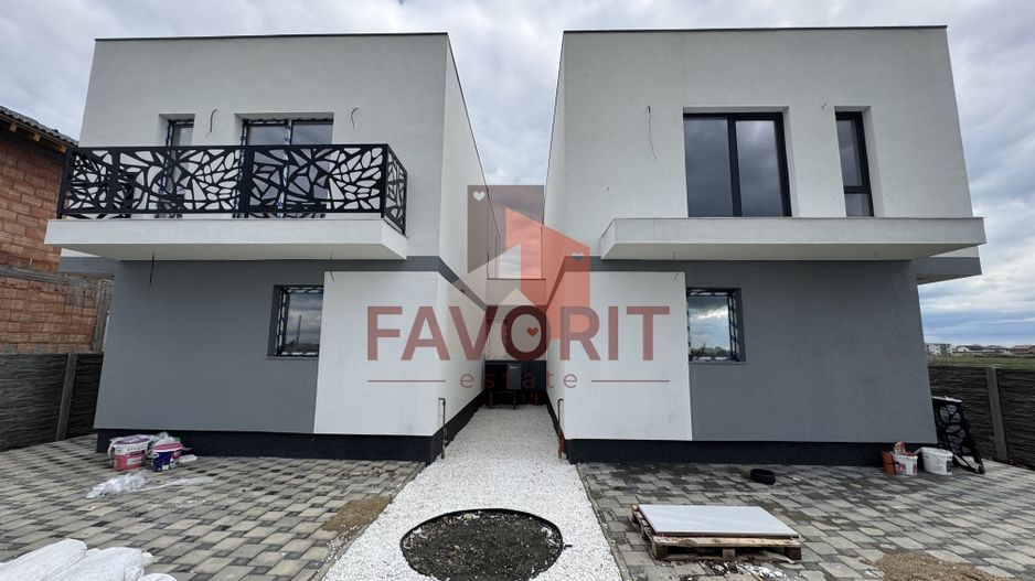 Comision 0%. Panouri si pompa de caldura. Despartit prin camera tehnica - Poză 1