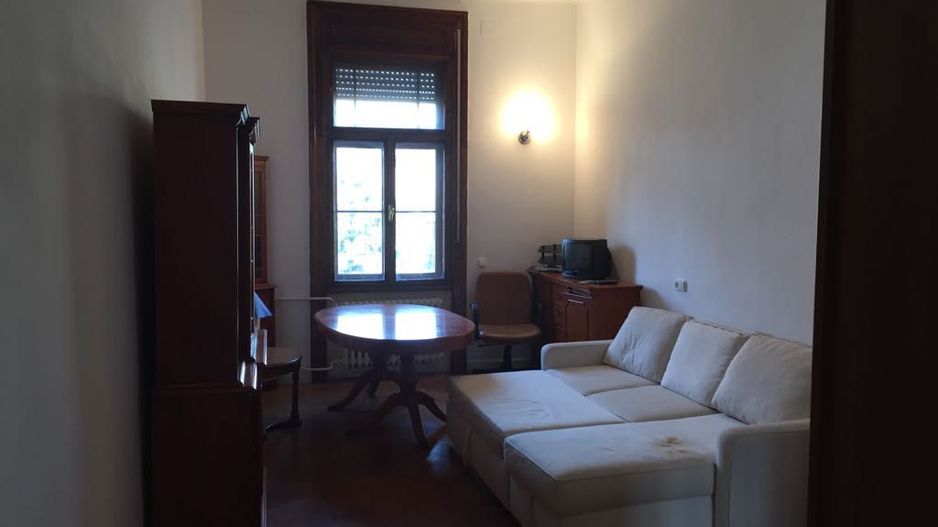 Apartament deosebit cu 3 camere în zona P-ta Victoriei - Poză 9
