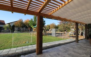 Curte, 4 apartamente, 8 camere, perfectă pt activități educaționale-Dumbravita - Poză 31