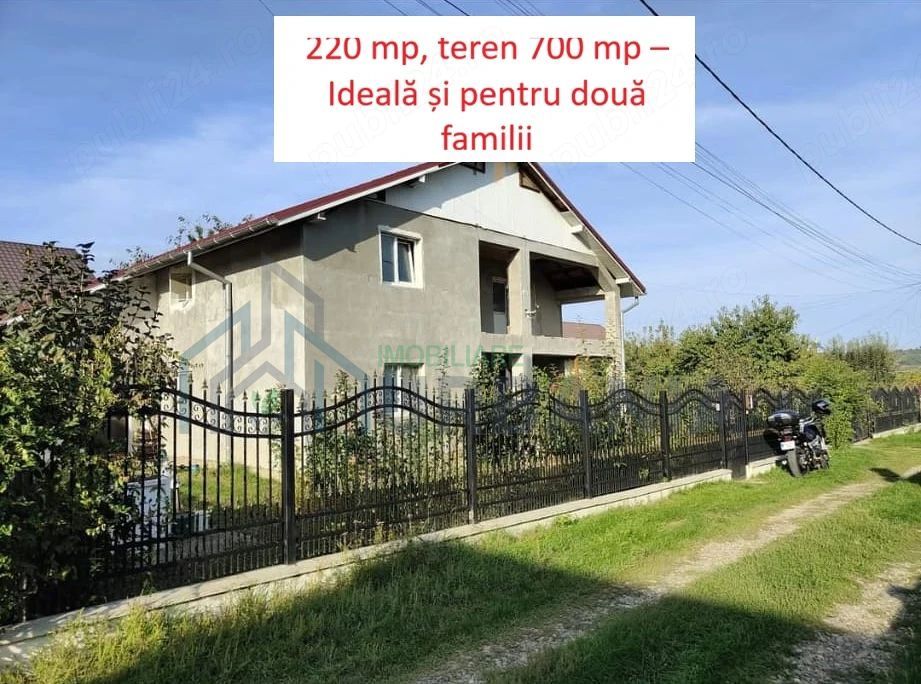 Casă spațioasă de vânzare, 220 mp, teren 700 mp, Horpaz – ideală pentru două familii - Poză 9