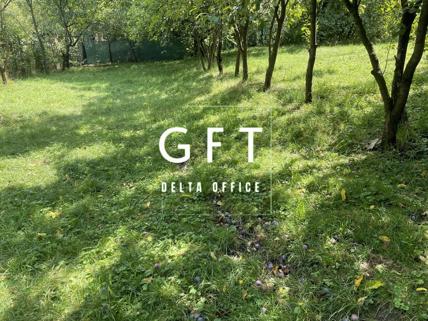 Teren intravilan , 2-3 minute fata de Centru Pietonal - Poză 1