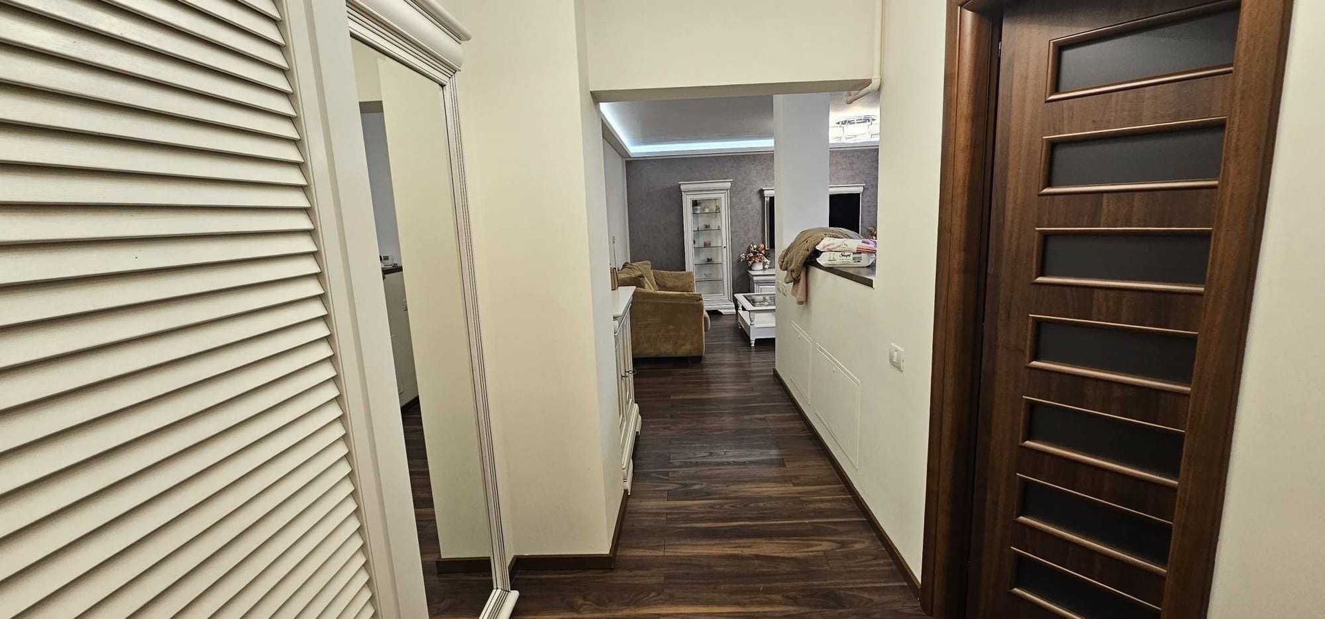 Apartament 4 camere zona Victoria - Ultramodern - TERMEN LUNG - Poză 7