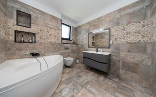 Sanpetru ,Subcetate-Casa 4 camere,3 bai+480 mp teren - Poză 53