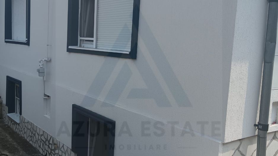 Casa individuala moderna cu 6 camere si 650 mp teren in Piata Cluj - Poză 1