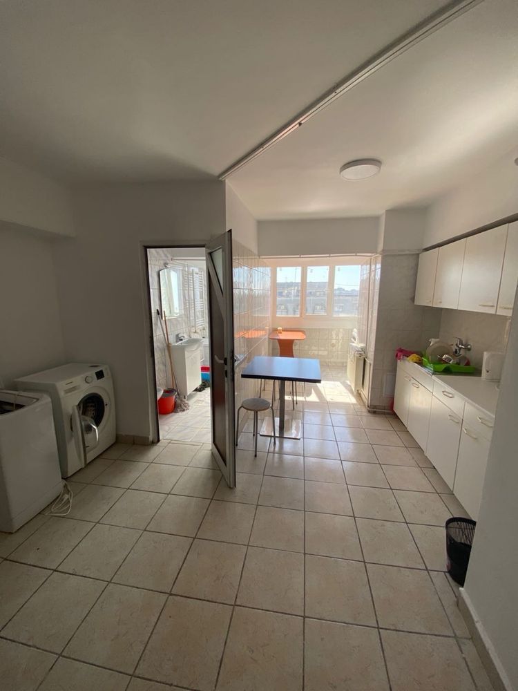 Vand 3camere mare stradal din Blvdul Decebal Bucuresti - Poză 7