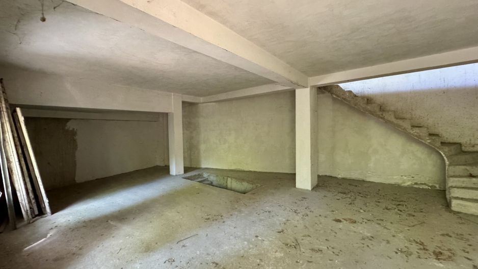 OPORTUNITATE RARA - imobil central, multifunctional, curte PROPRIE - Poză 27