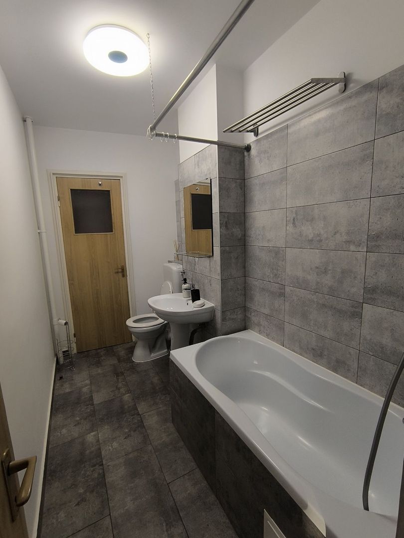 Apartament 2 camere, etaj 1, liber și spațios, vedere parc Titanii - Poză 5