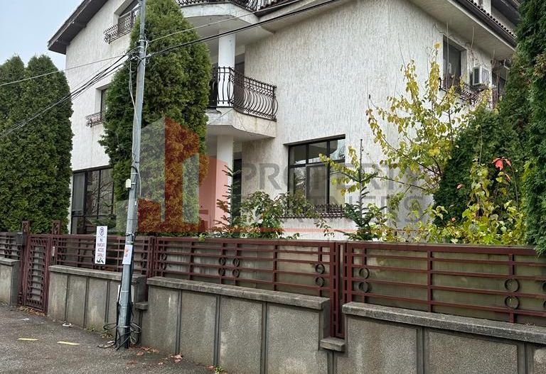 Vila impunatoare langa British School, Pipera - Poză 18