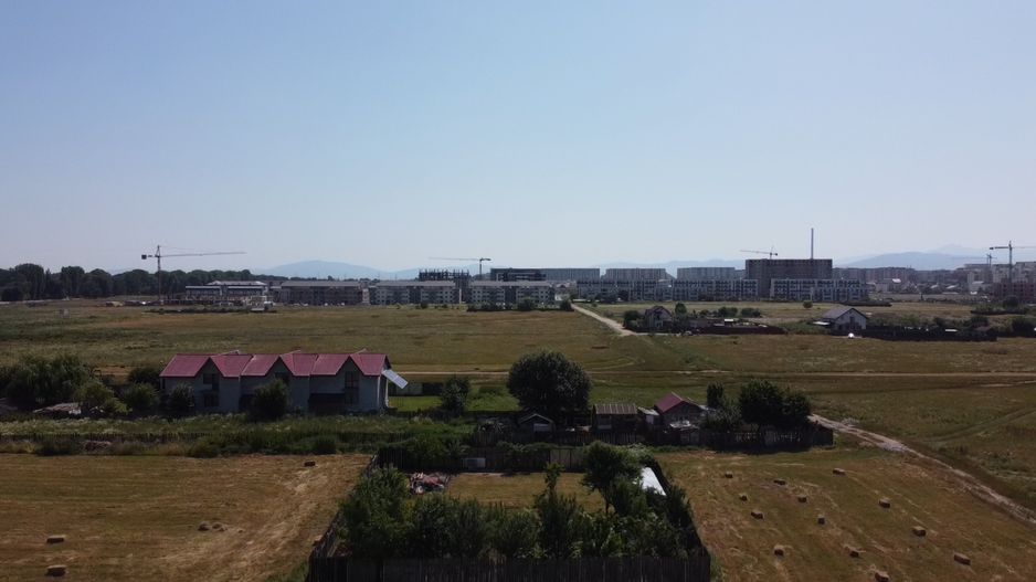 Peste 4.000 mp teren intravilan Rezidential/ Investitiona - Poză 3