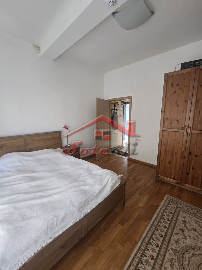 Vila de vanzare in Cornu ( Cornu de Sus) - teren 3300 mp - Poză 5