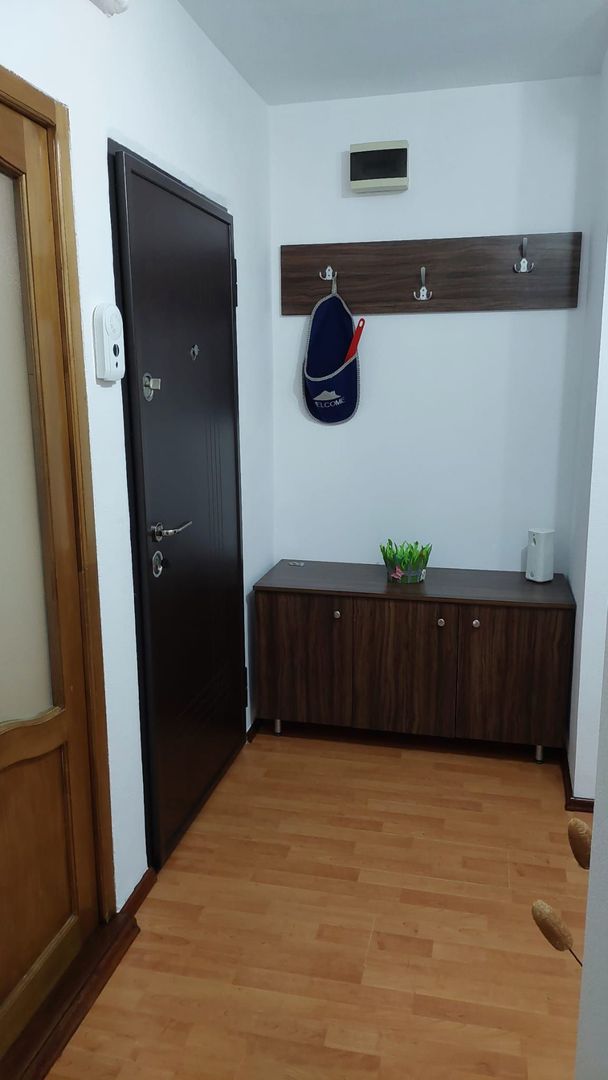 De închiriat apartament cu 3 camere, etaj 1, Siderurgistilor, 400 euro - Poză 11