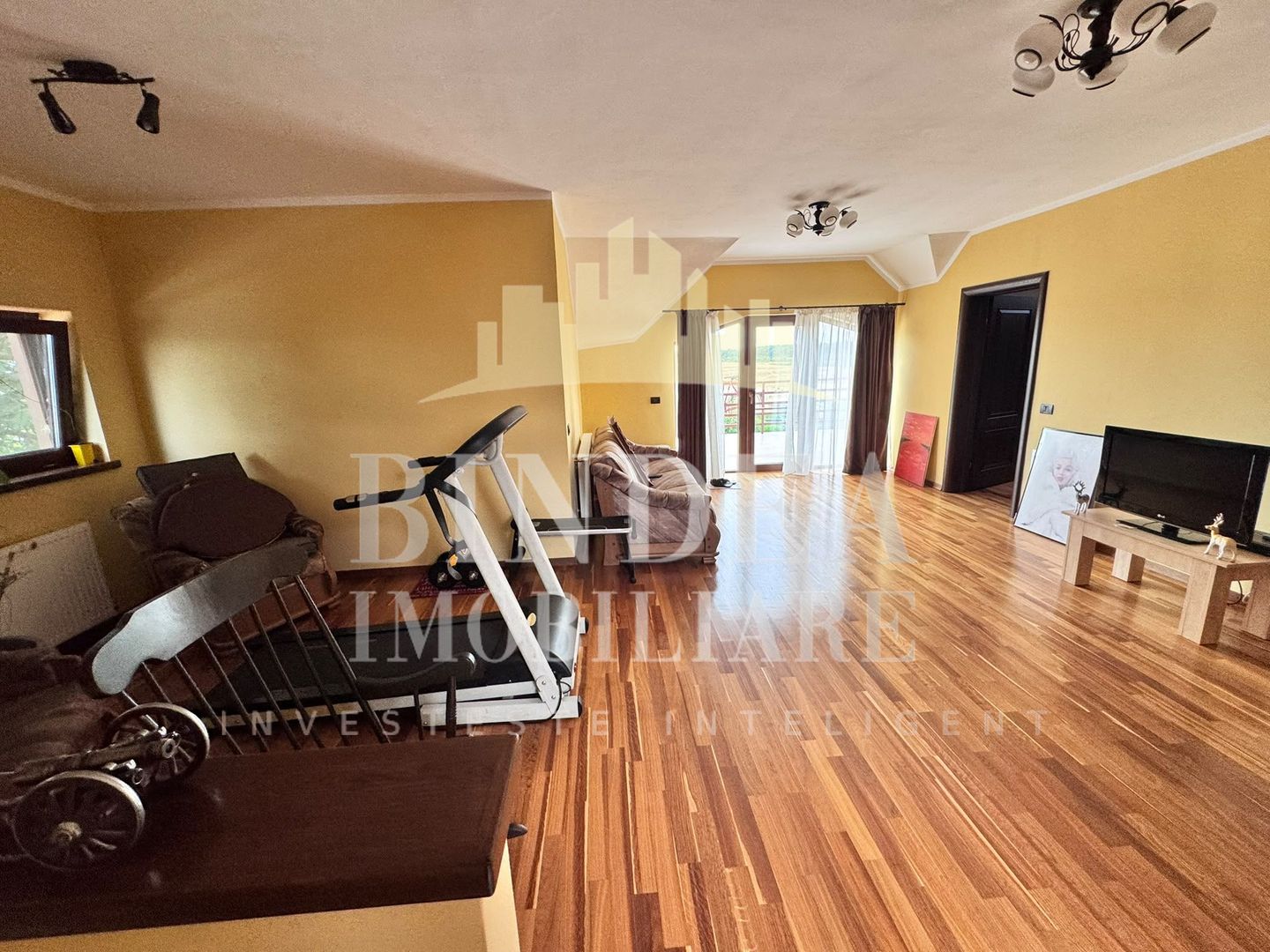 Proprietate individuala premium la intrare in Pischia - Poză 8