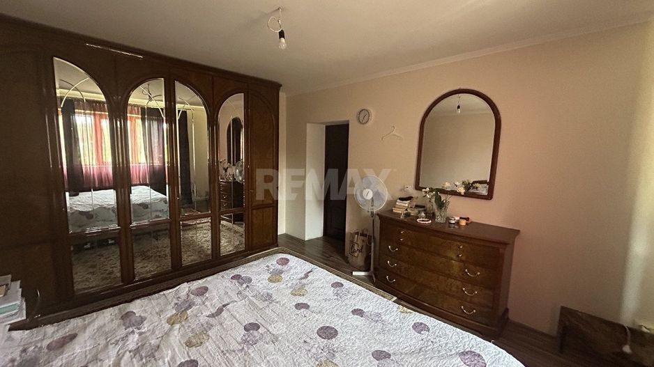 Casă Vilă de Vânzare în Comuna Balțata - Poză 19