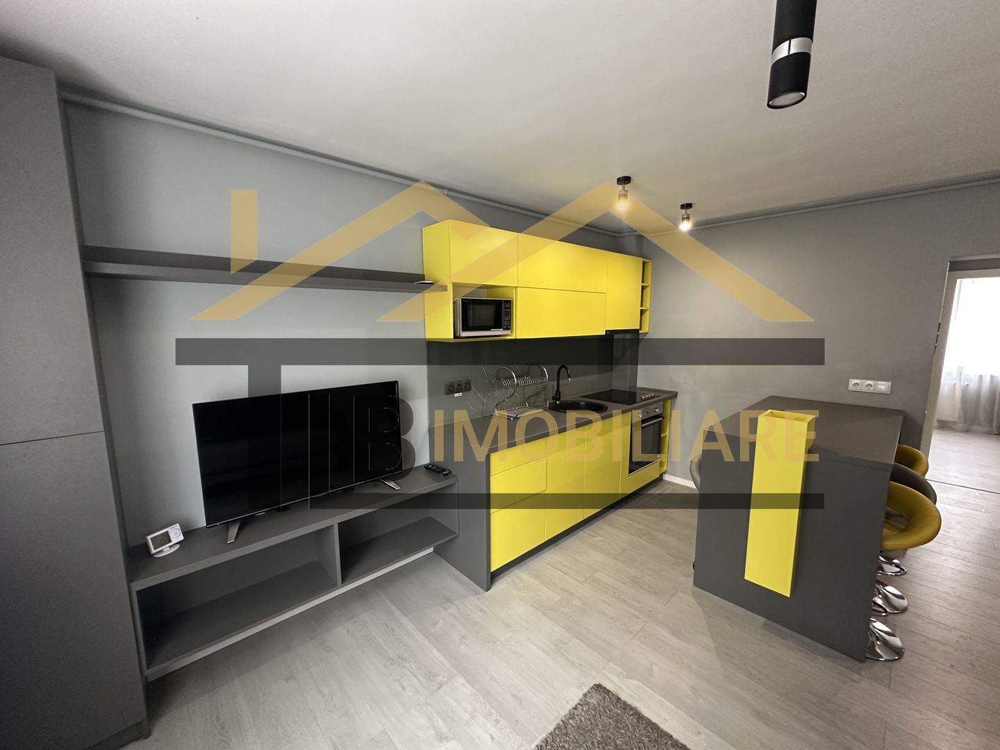 Apartament de 3 camere, 54mp,. Zona Ultra-Central - Poză 1