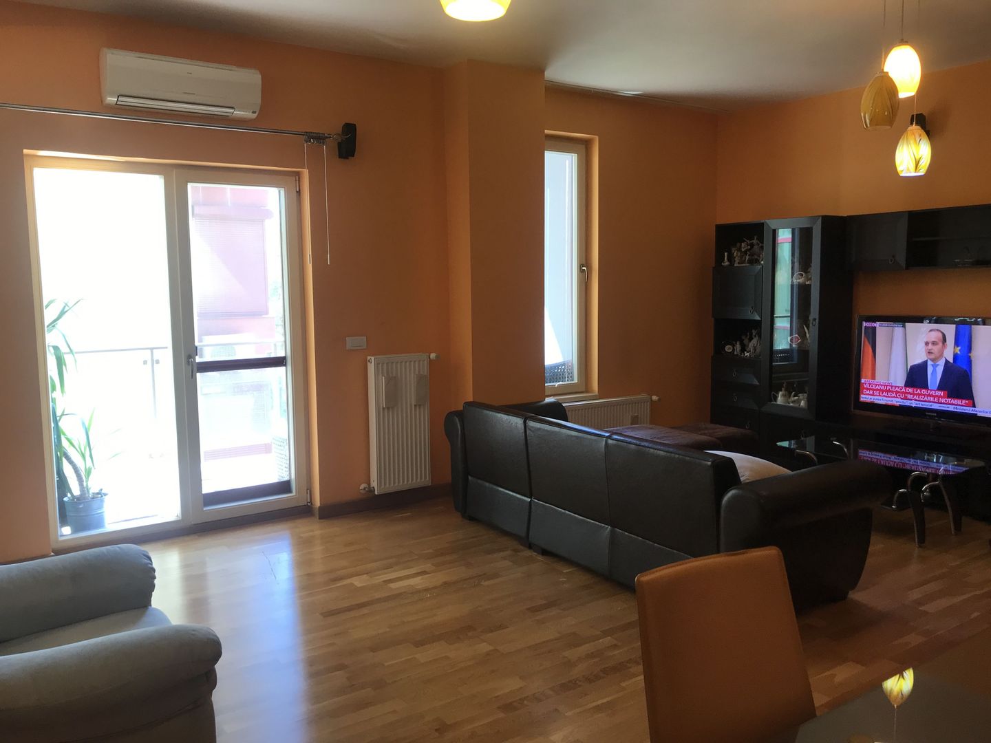 Apartament generos 3 camere - Poză 23