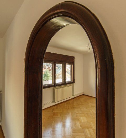 Apartament luminos zona 'Capitale', nemobilat - Poză 11