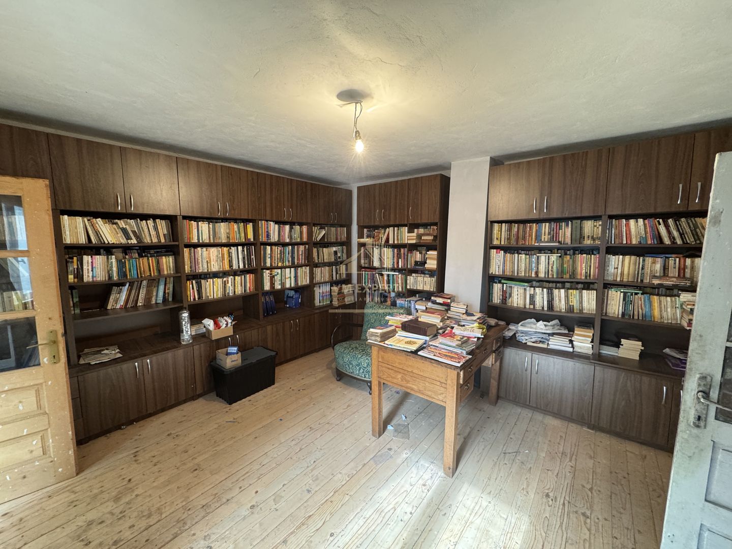 VILA 6 CAMERE, CAMPULUNG, TEREN 196 MP - Poză 5