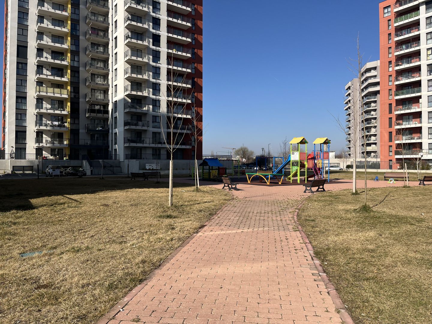 Apartament 3 camere, prima închiriere, primitor, Lipovei, lângă pădure - Poză 19