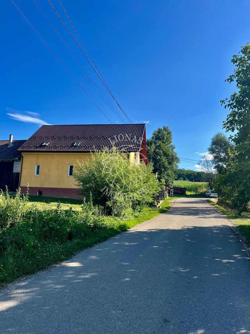 Teren intravilan 6800 mp cu utilitati-Parcelabil-Sieu 21km de Bistrita - Poză 4