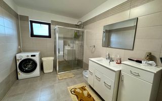 Casă Spațioasă de Vânzare în Ghimbav | Două Apartamente | Teren 579 mp - Poză 22