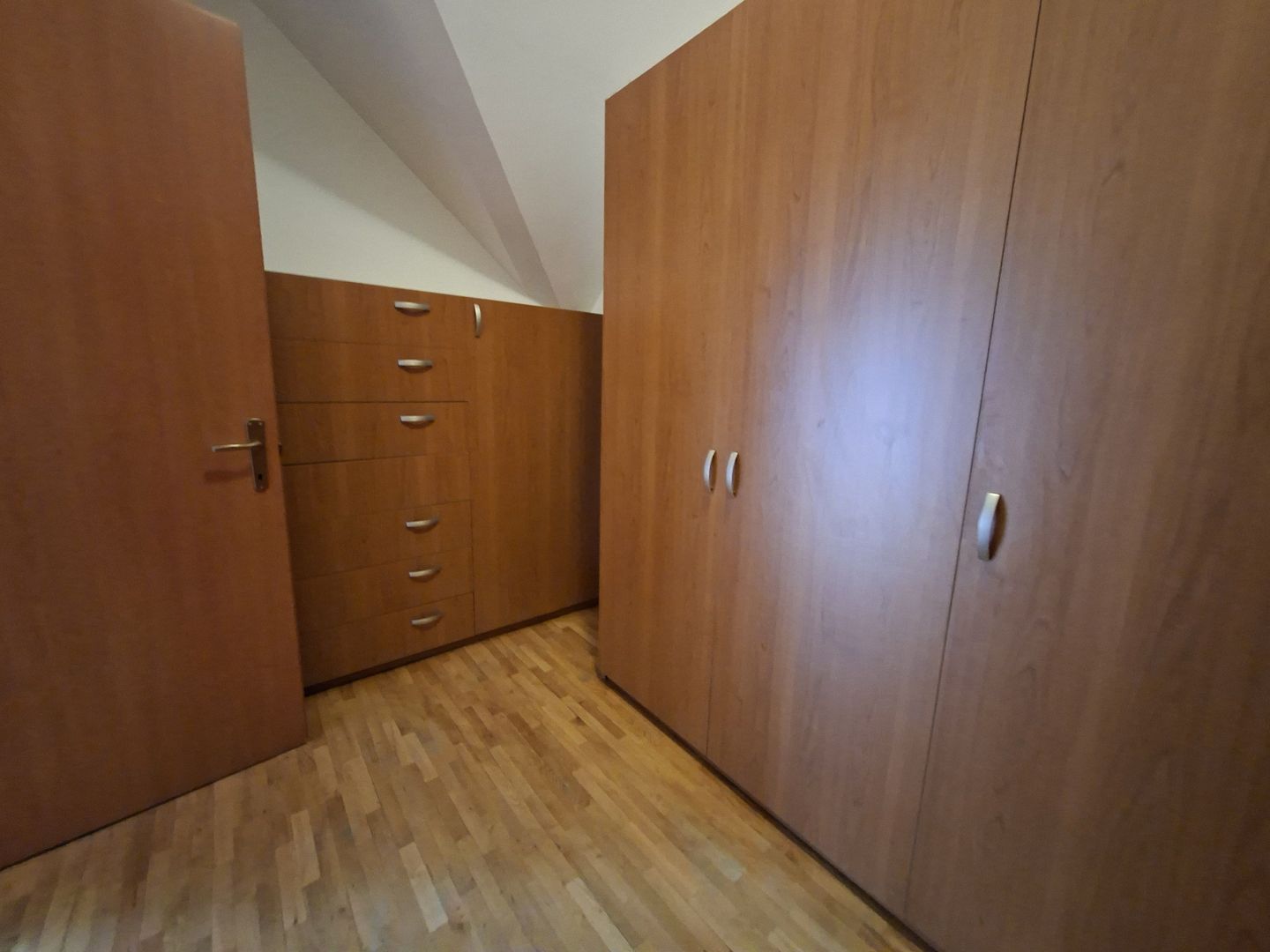 Vilă luminoasă I Gradina mare si loc de joacă privat I Iancu Nicolae - Poză 32