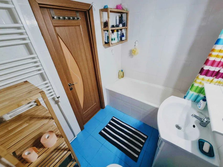 APARTAMENT MODERN RENOVAT DECOMANDAT BLOC 1984 - Poză 6