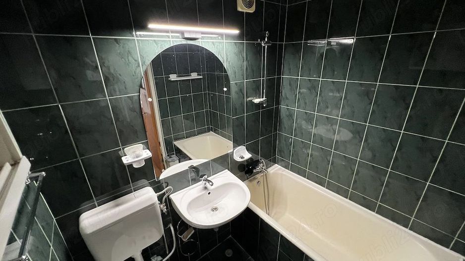 Apartament 2 camere Titan, mobilat, bloc reabilitat, zonă verde - Poză 4