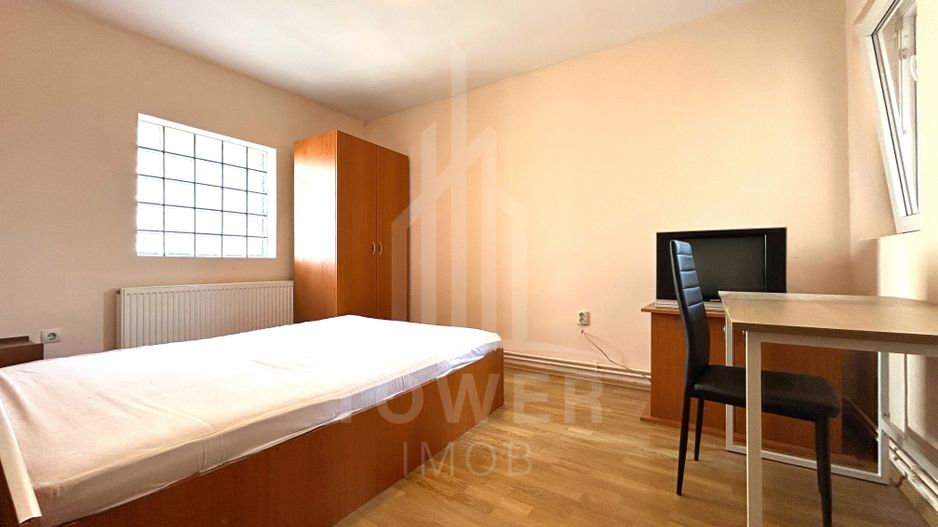 Apartament cu 3 camere, 2 băi și loc de parcare în curte – Turnișor - Poză 4