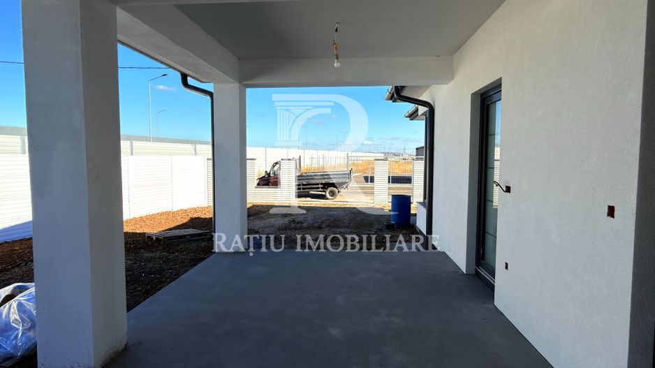 Casă 4 camere | Terasă | Curte | Sântandrei - Poză 7