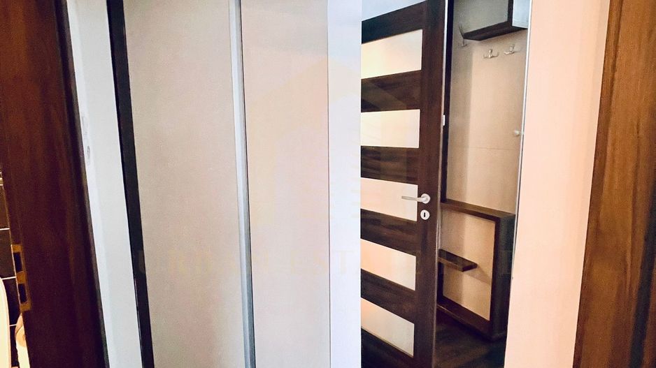 Inchiriere apartament 4 camere, decomandat, zona Piata Zorilor - Poză 15