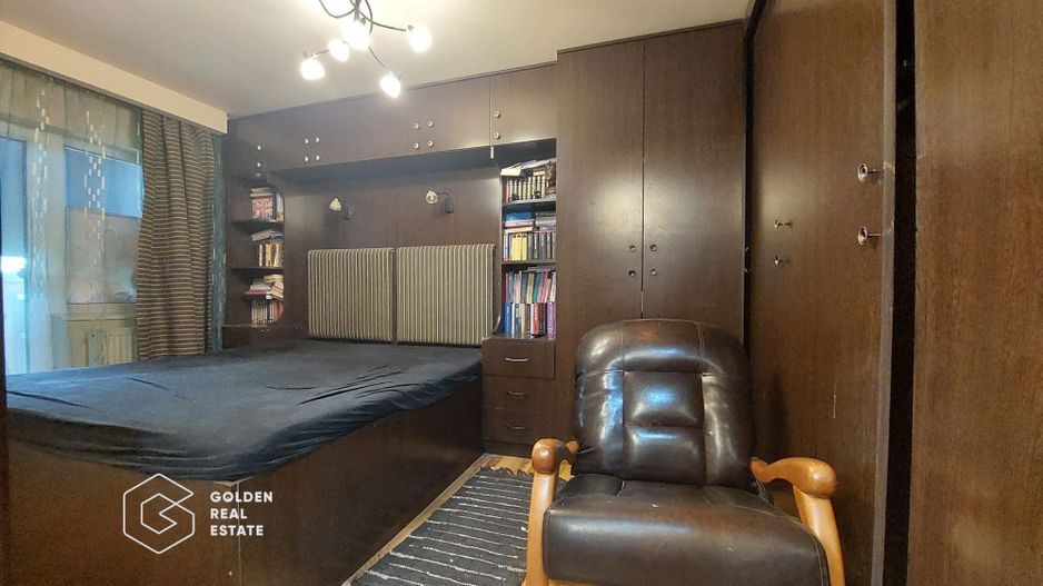 Apartament 3 camere, etaj 2, decomandat, zona Podgoria - Poză 6