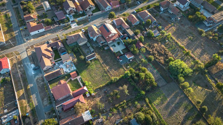 Casă/vilă cu 6 camere în Curtici - Poză 42