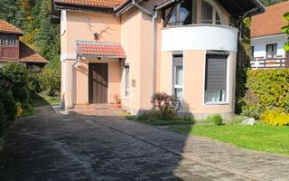 Casă de vânzare în Bran – la 1,5 km de Castelul Bran - Poză 1