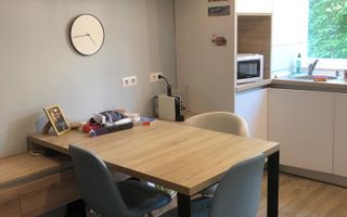Apartament spaţios cu 2 camere decomandate, Str. Louis Pasteur, Cart.Zorilor - Poză 6