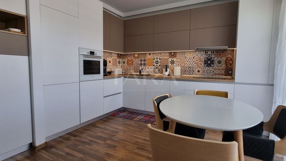 Apartament 3 camere, Plopilor – cu parcare inclusă - Poză 3