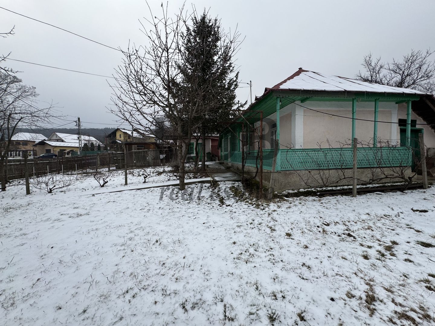 casa batraneasca situata in Hemeius - de vanzare - Poză 5