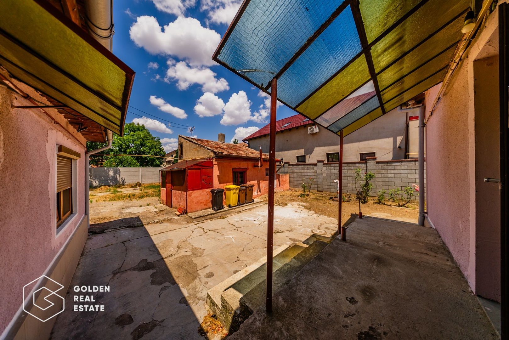 Casă 3 camere renovată în Bujac-Sega , 2 corpuri, teren 572 mp - Poză 26