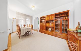 Vila ideala pentru locuința, clinica sau birouri! - Poză 8