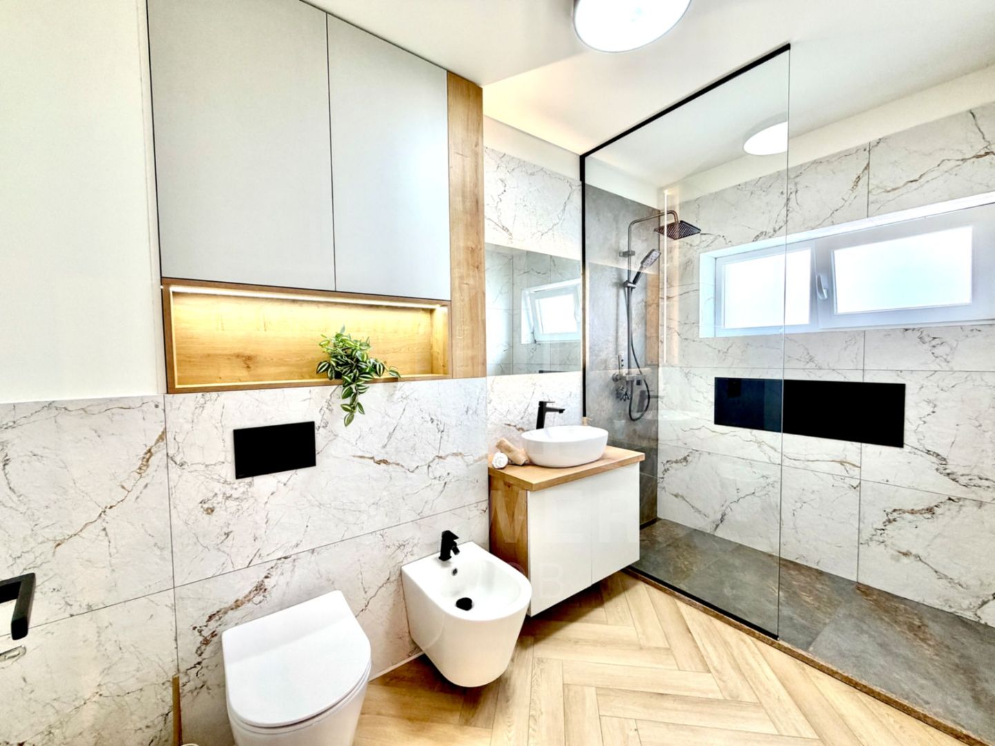 Penthouse de Lux-complet mobilat - Poză 14