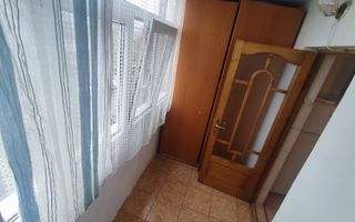 3 Camere, Decomandat Nicolina / Prima Statie din Podu Ros - Poză 12