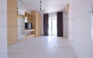 Aviatorilor - Uruguay, super penthouse, 4 camere, etaj 4 in bloc 2002 - Poză 12