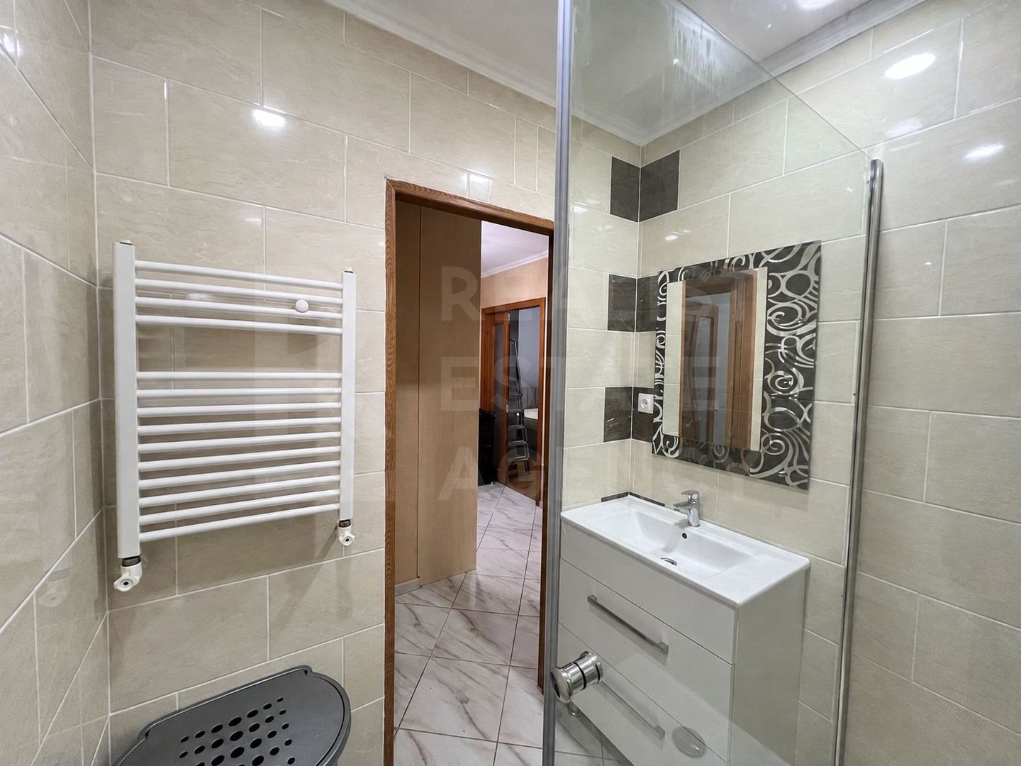 Chirie, apartament, 2 camere, Strada Socoleni, Rîșcani - Poză 2