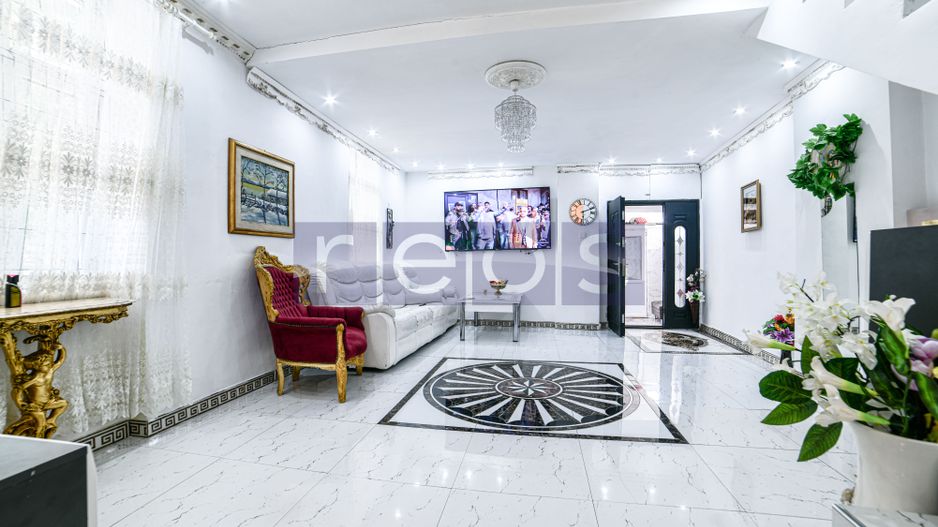 VANZARE | CASA 4 CAMERE | UNIRII - Poză 1