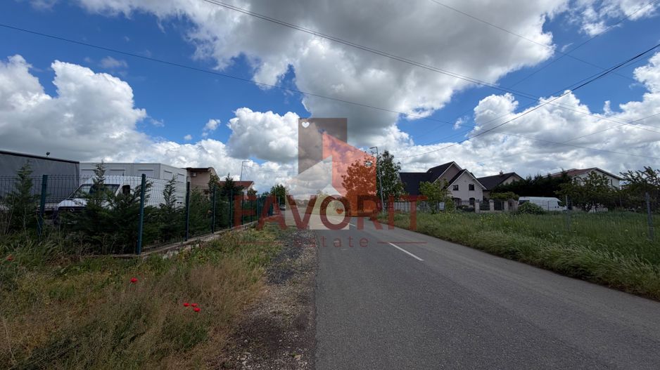 Teren 1000mp. Acces asfaltat. Toate utilitatile publice - Poză 3