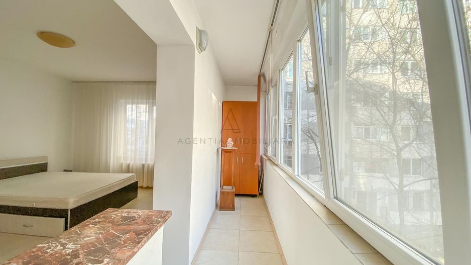 Garsoniera spatioasa | Metrou Gorjului - Poză 1