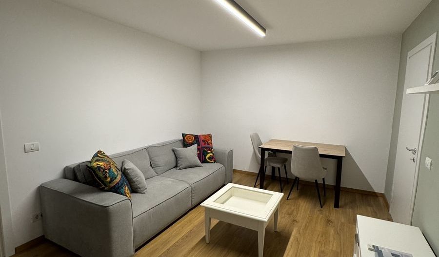 APARTAMENT RENOVAT | METROU FAVORIT - Poză 1