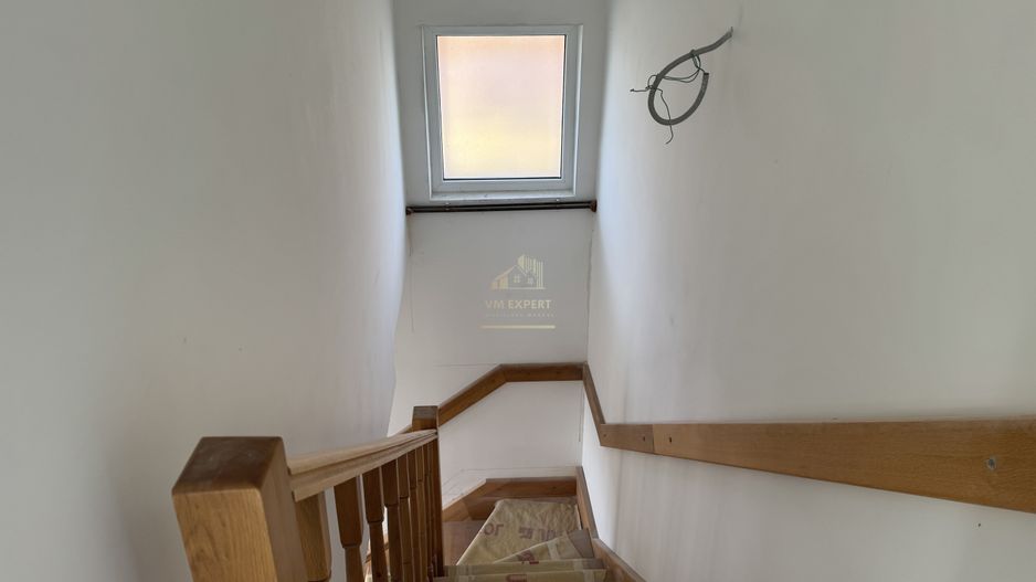 VILA 5 CAMERE,TEREN 560 MP, CAMPULUNG, ARGES - Poză 18