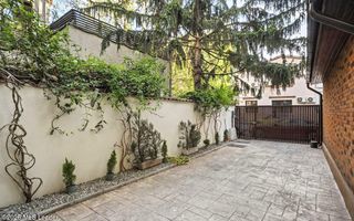 Maltopol - Titulescu, vila renovata 242 mp total, curte 105 mp - Poză 7