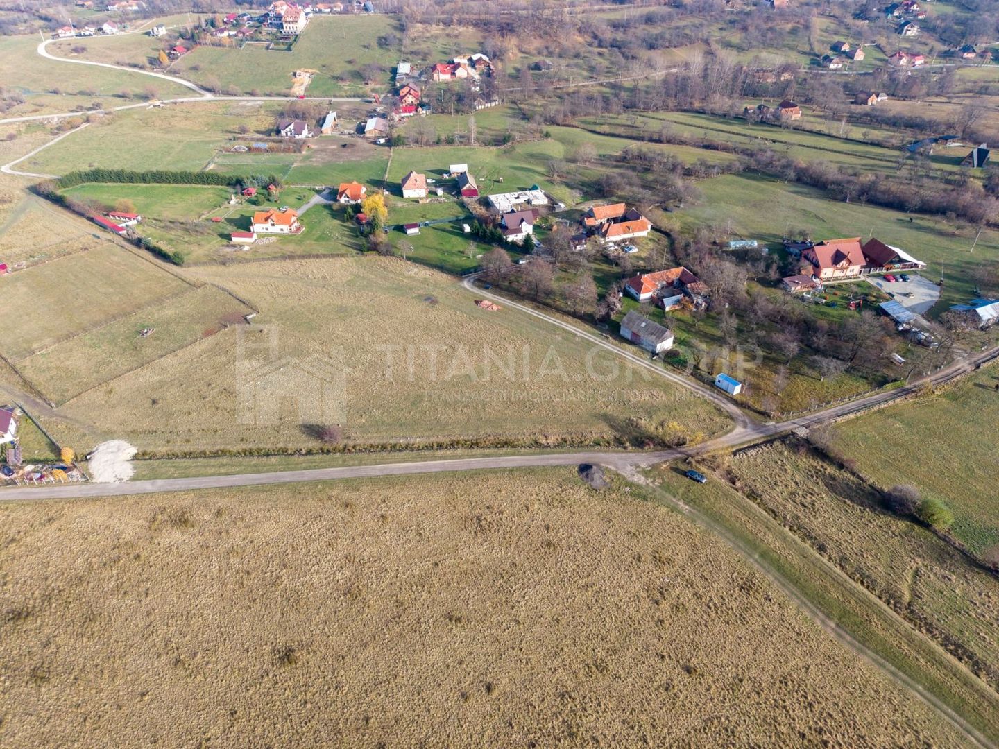 Teren intravilan parcelabil, priveliște spre munți, Sohodol, Bran - Poză 23